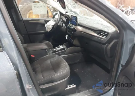 2023 Ford Escape Active z USA, uszkodzony, nr VIN 1FMCU9GN8PUA12158